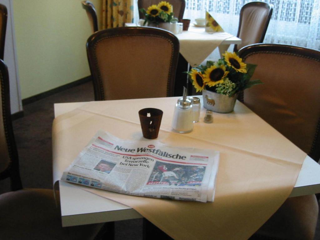 Center Hotel Gütersloh Eksteriør billede